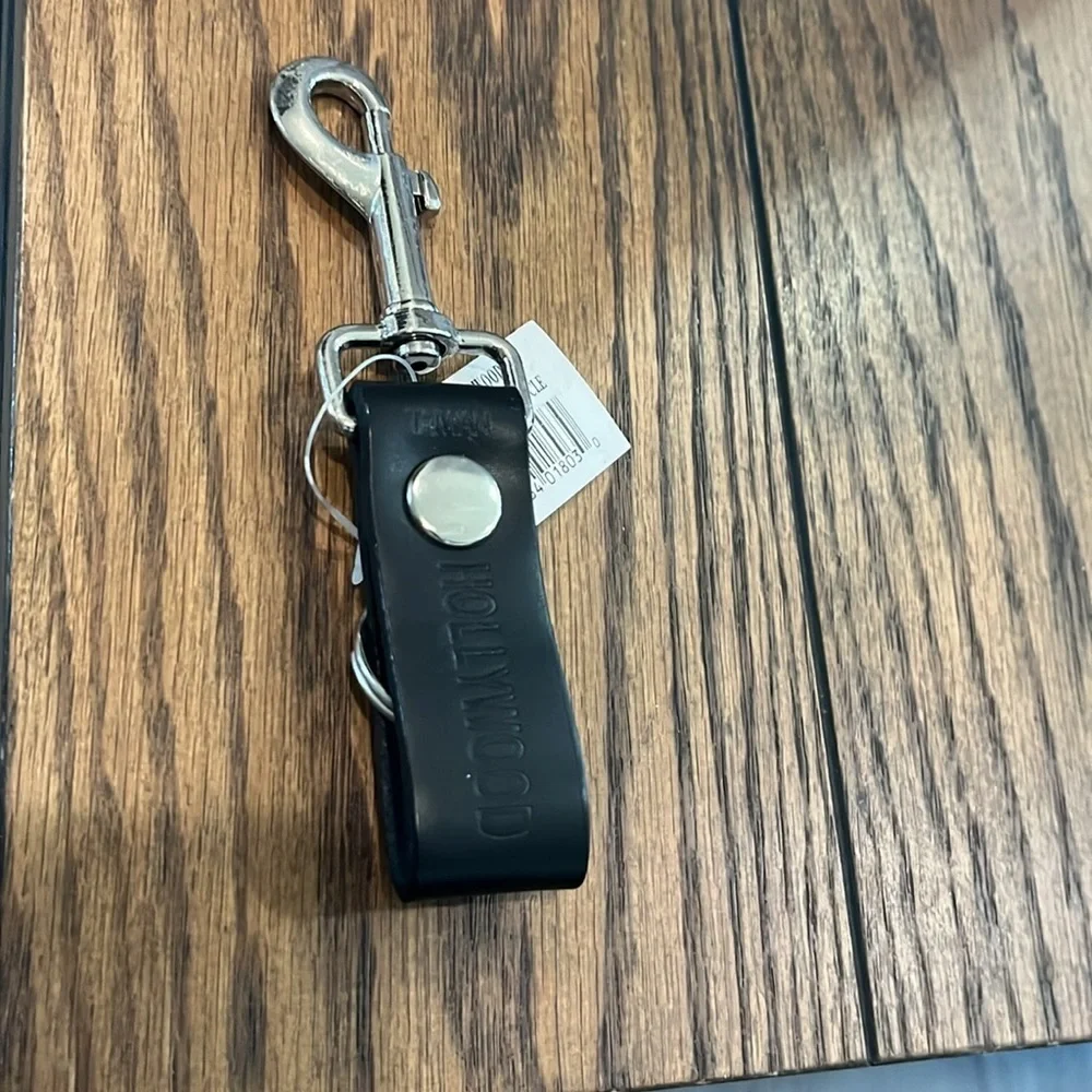 Hard Rock Cafe Black Keychain